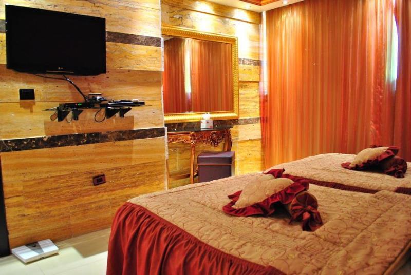 Jad Hotel Suites Amman Esterno foto
