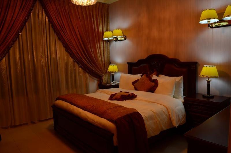 Jad Hotel Suites Amman Esterno foto