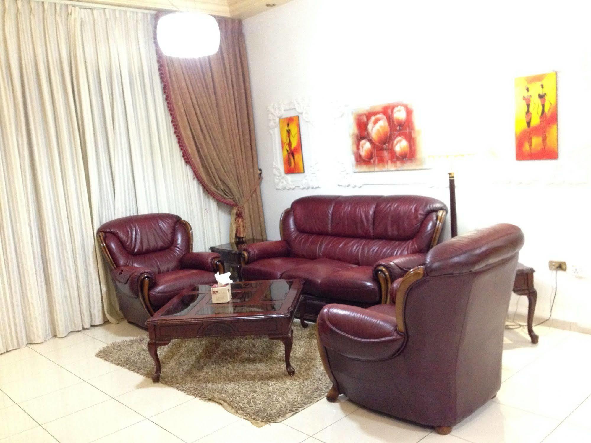 Jad Hotel Suites Amman Esterno foto