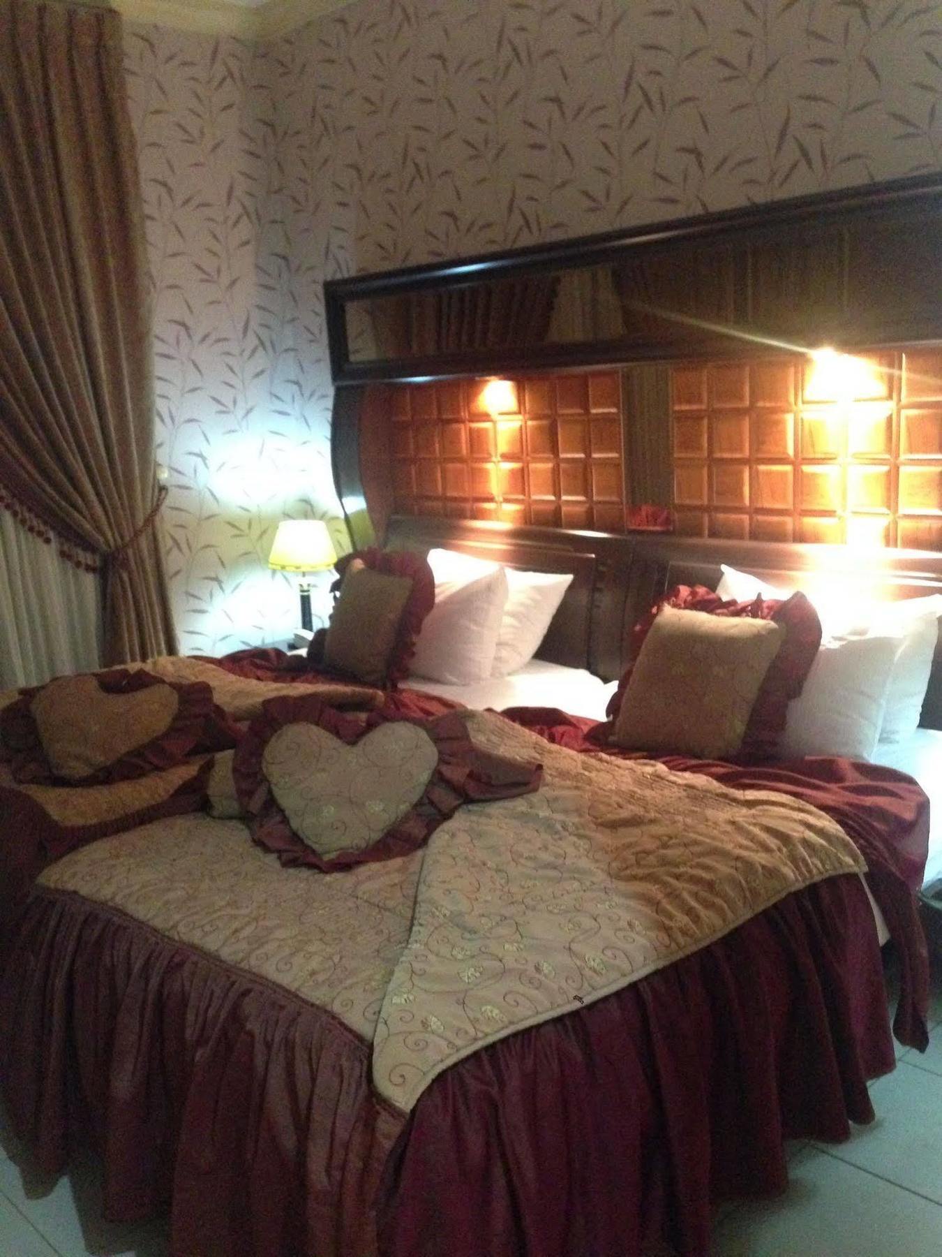 Jad Hotel Suites Amman Esterno foto