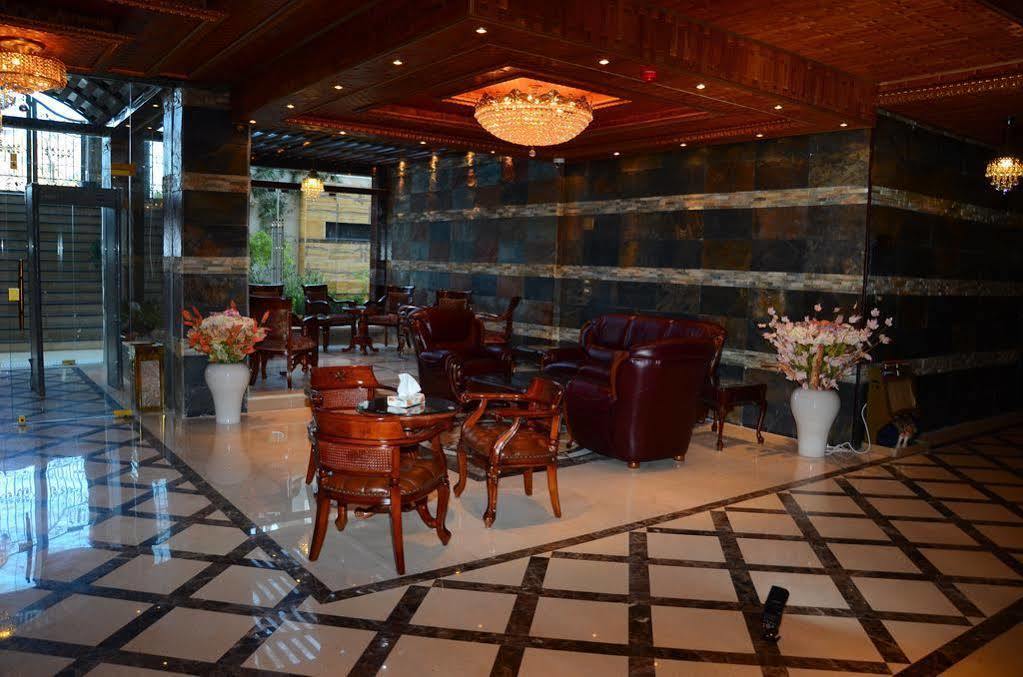 Jad Hotel Suites Amman Esterno foto